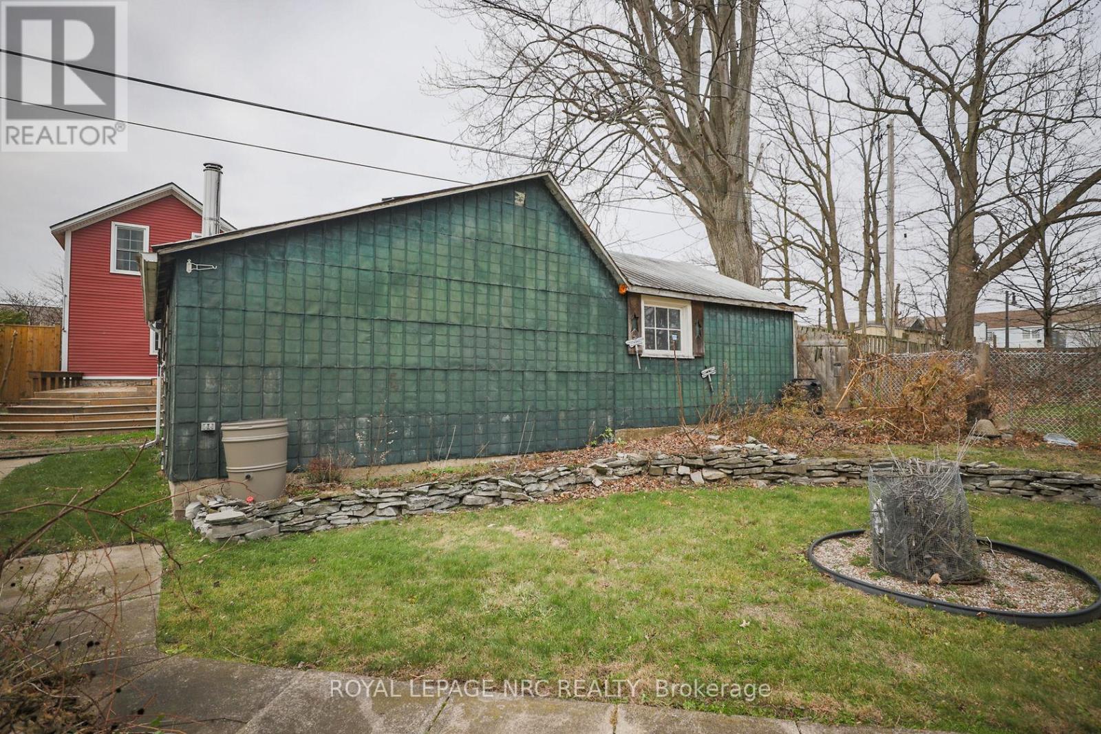 264 RIDGE ROAD N