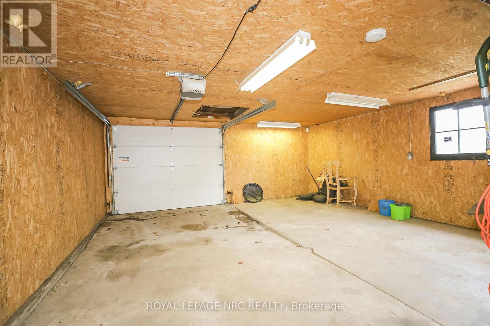 264 RIDGE ROAD N
