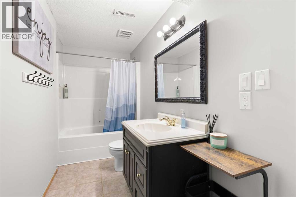 453 Stark Way SE - 35