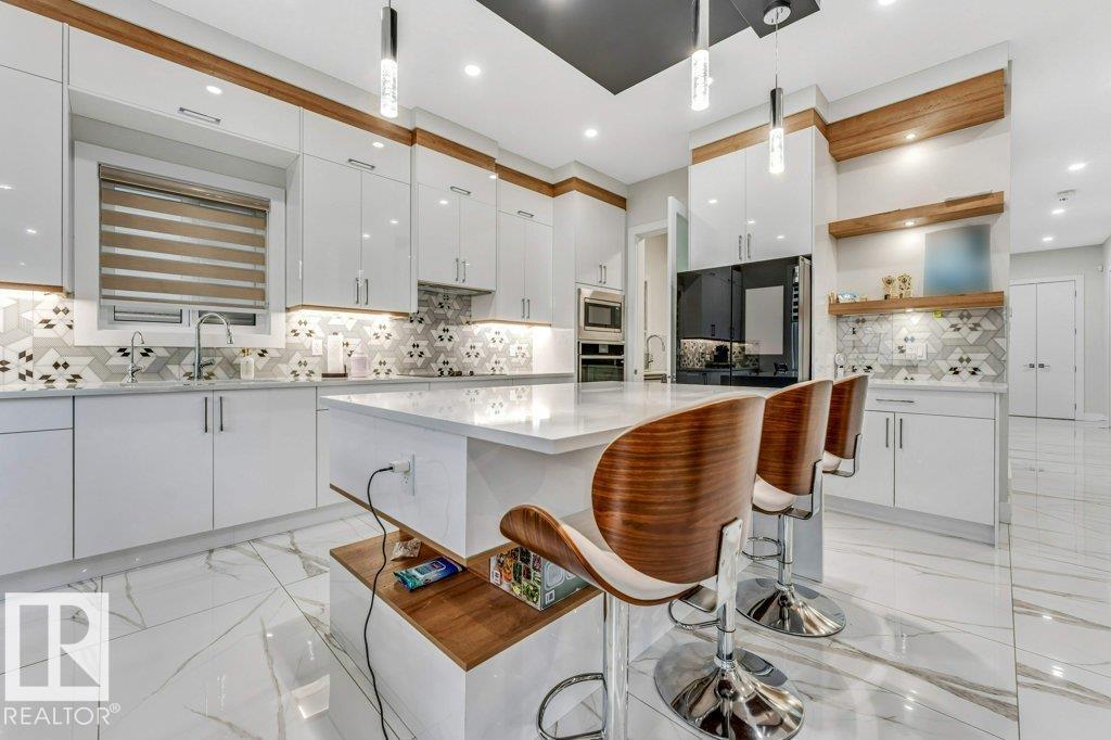 1760 18 ST NW - 8