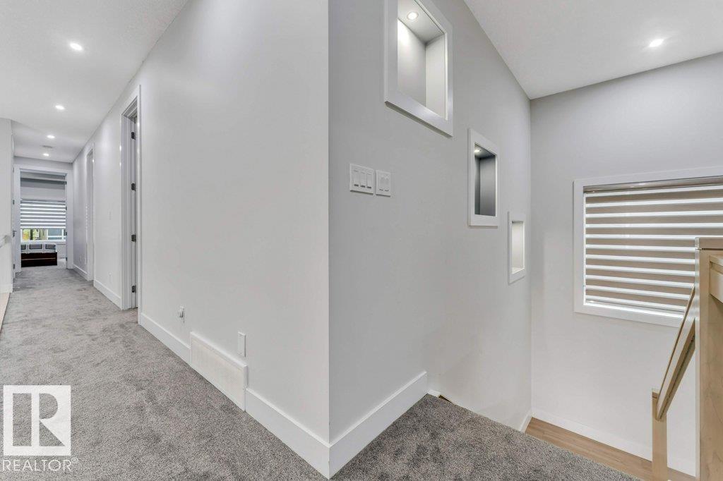 1760 18 ST NW - 45
