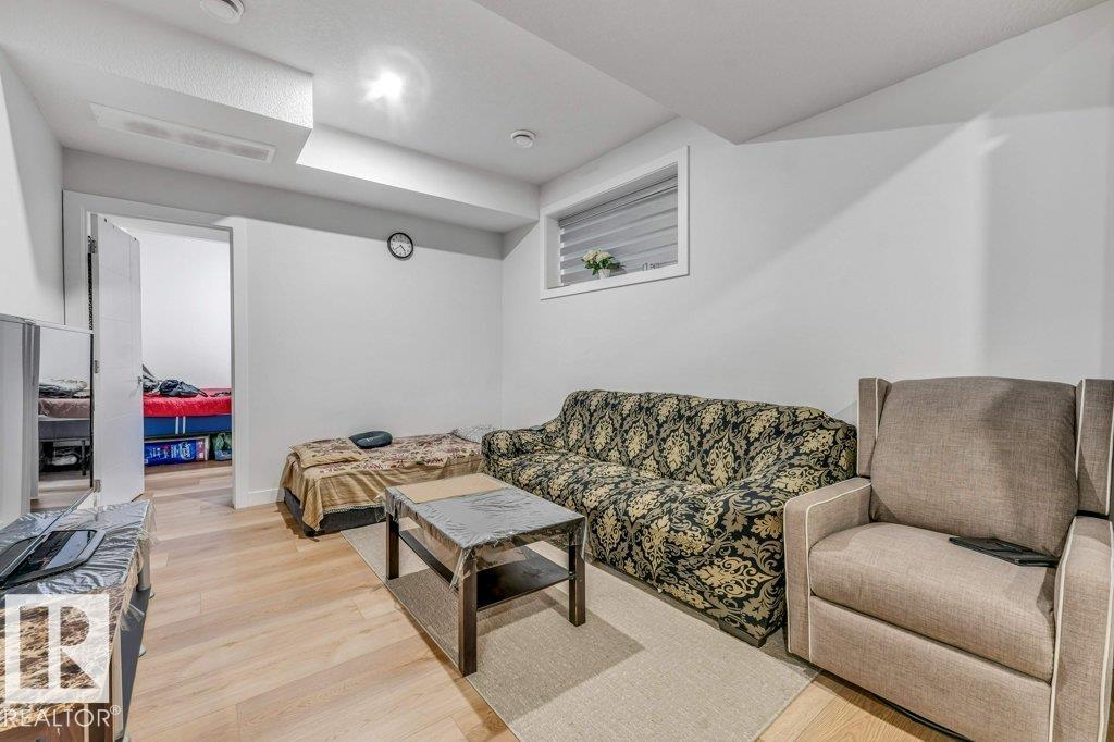 1760 18 ST NW - 51