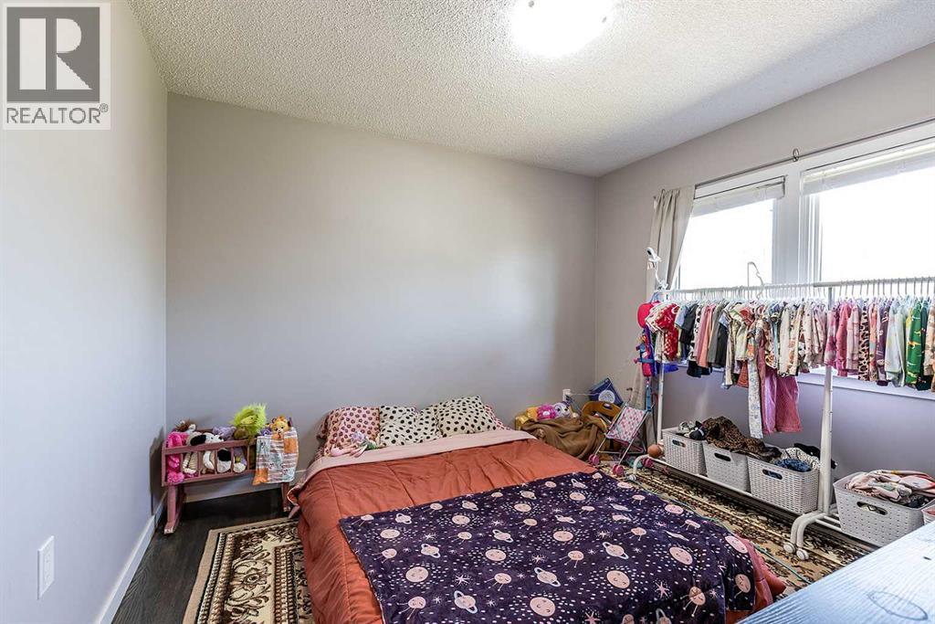 538 6 Street SW - 17