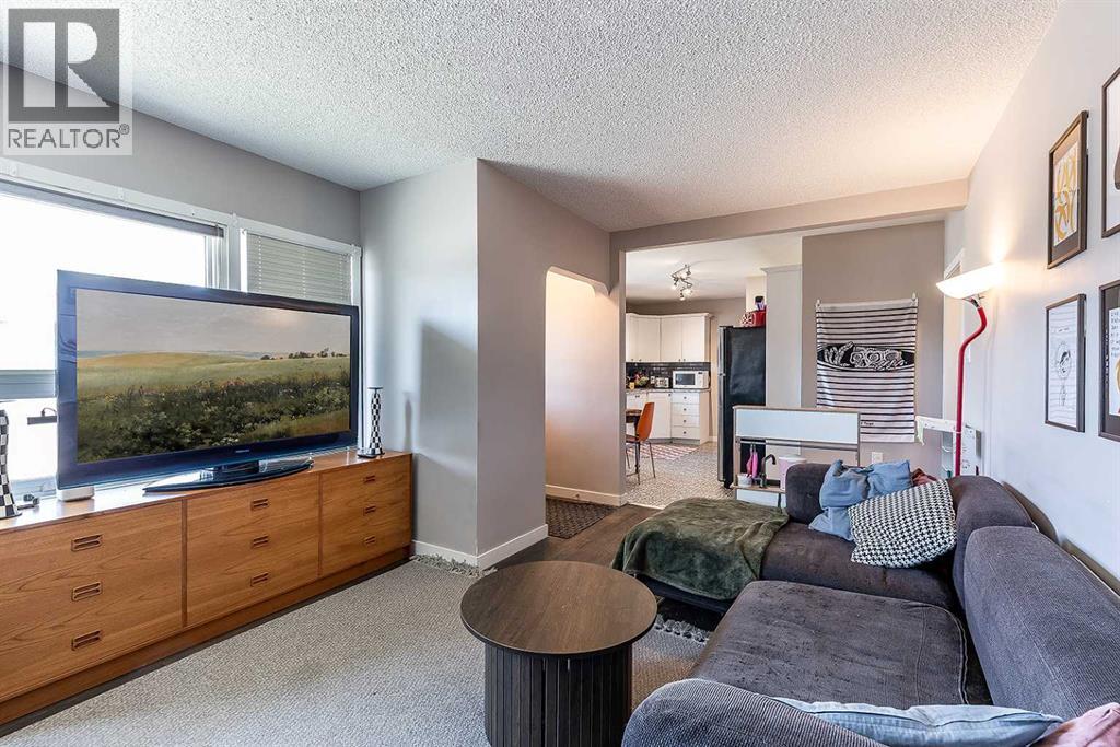 538 6 Street SW - 7