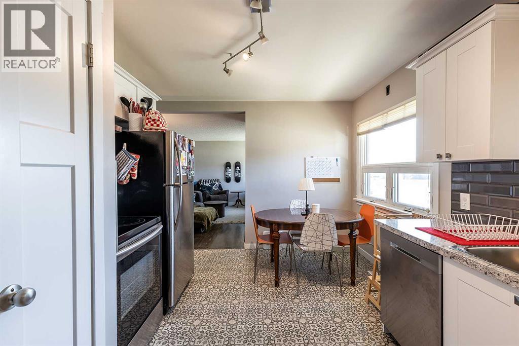 538 6 Street SW - 13