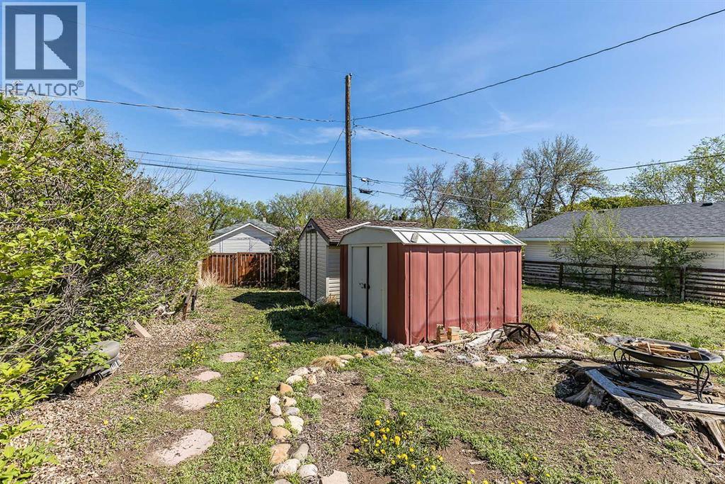 538 6 Street SW - 36