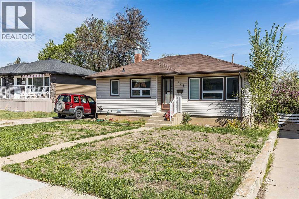 538 6 Street SW - Image 2