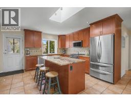 6541 Grant Street, Burnaby, BC V5B2K9 Photo 8