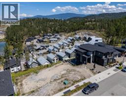 3183 Hilltown Drive, Kelowna, BC V1V2R1 Photo 16