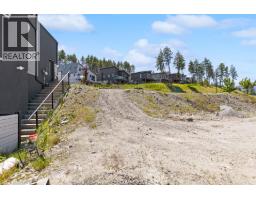 3183 Hilltown Drive, Kelowna, BC V1V2R1 Photo 8