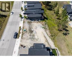 3183 Hilltown Drive, Kelowna, BC V1V2R1 Photo 18