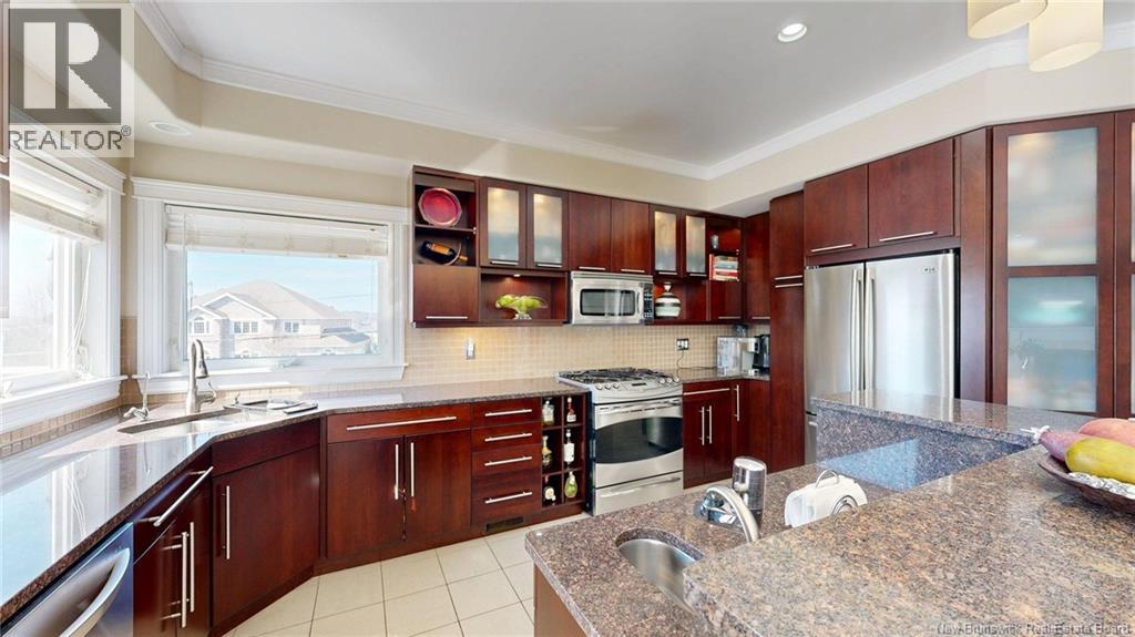 4 Admiralty Drive - Image 12
