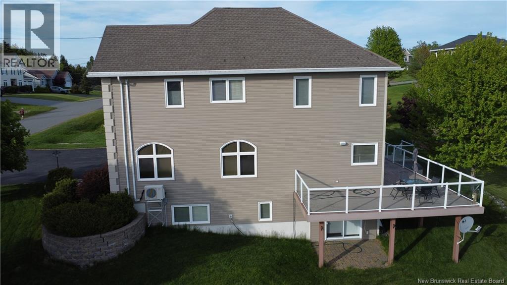 4 Admiralty Drive - Image 4