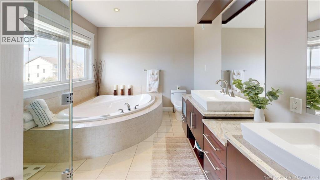 4 Admiralty Drive - Image 23