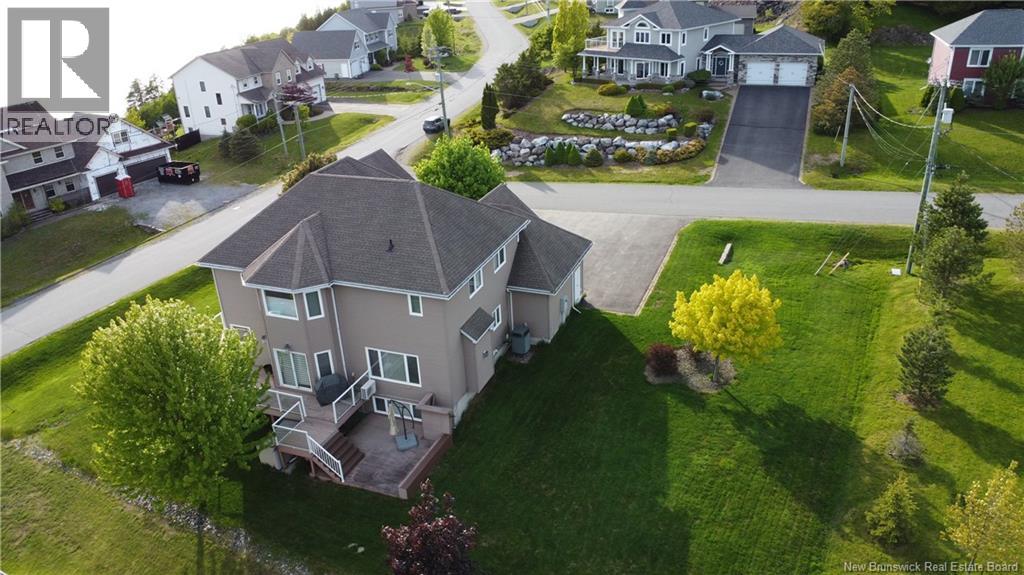 4 Admiralty Drive - Image 41