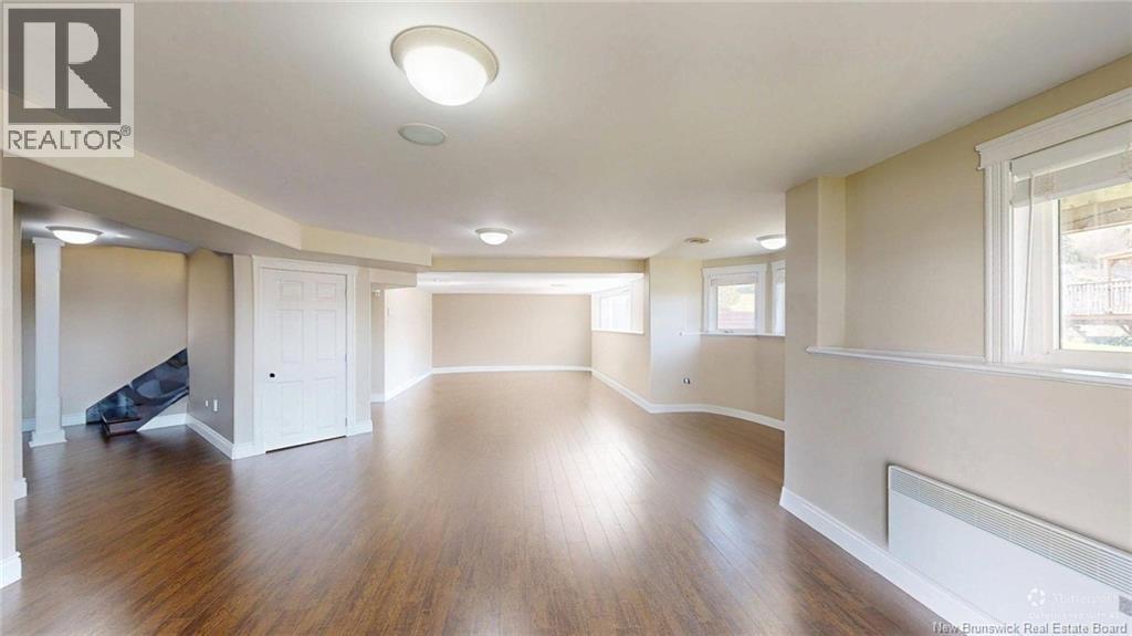 4 Admiralty Drive - Image 34