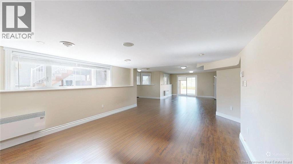 4 Admiralty Drive - Image 35