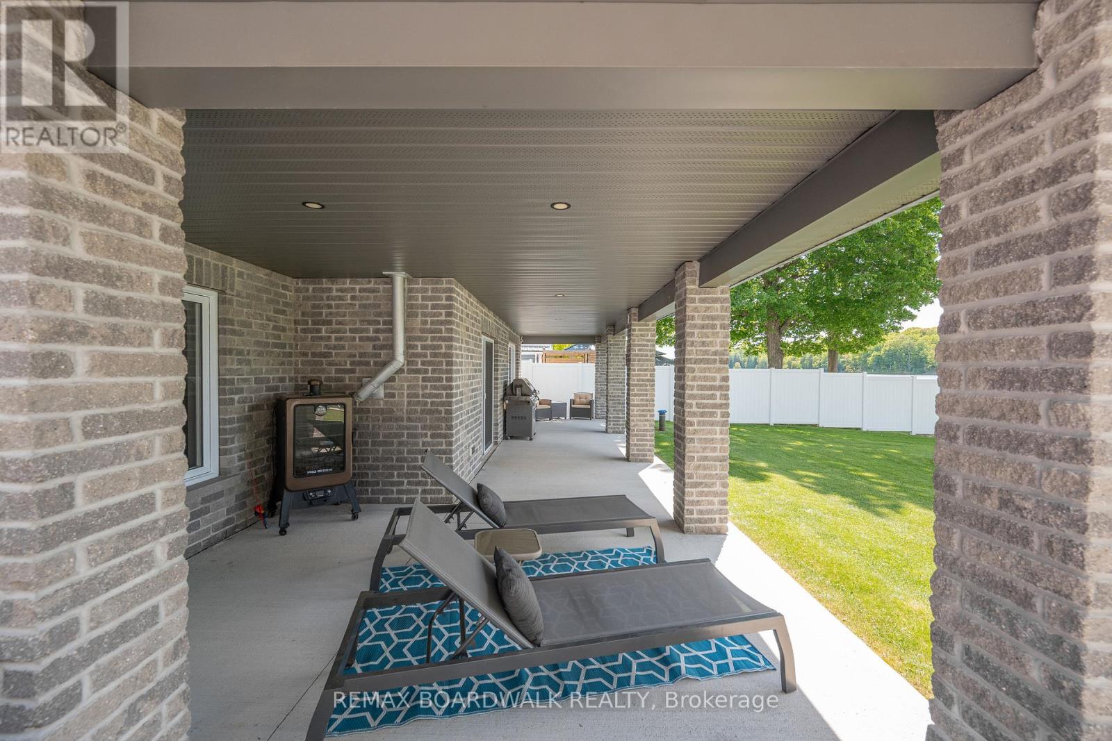 50 KERRY FOREST DRIVE - 14