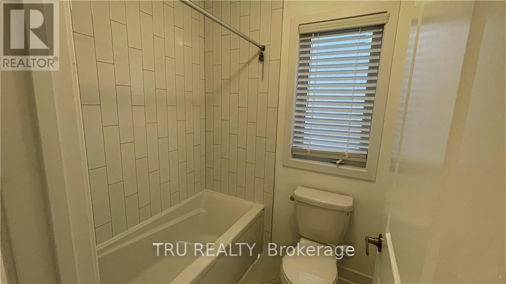 5 Bed, 4 Bath House for Rent in Ottawa – 49 DUN SKIPPER DRIVE, Ottawa – MLS# X13225518 - Image 20