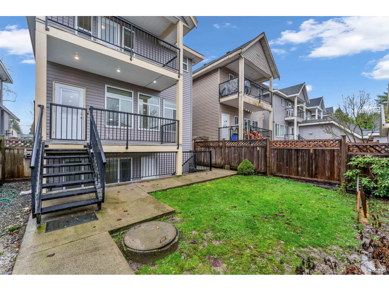6 Bed, 4 Bath House for Sale in Surrey – 13125 108 AVENUE, Surrey - Image 29