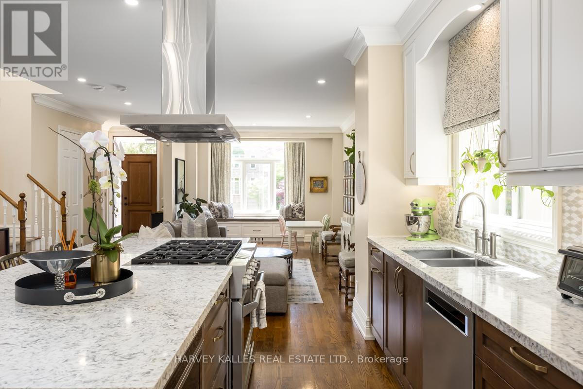 526 MELROSE AVENUE - 10