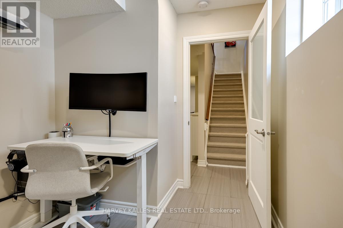 526 MELROSE AVENUE - 27