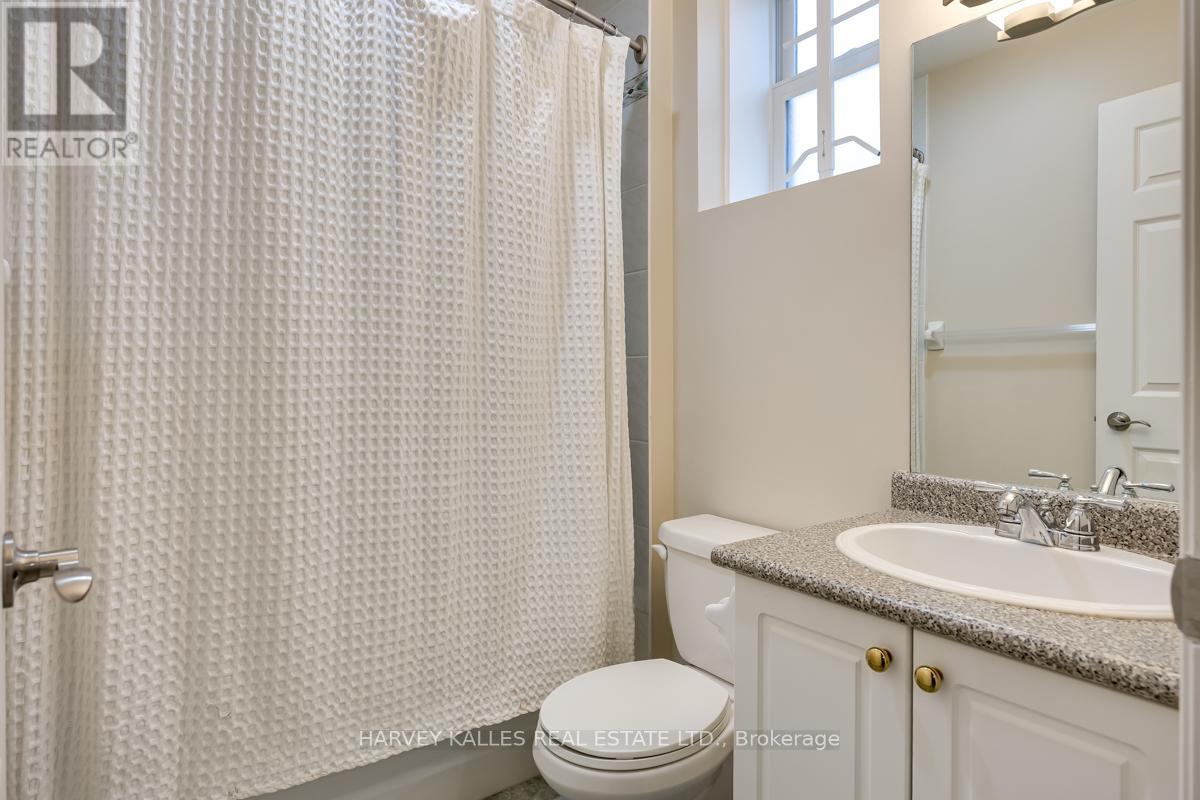526 MELROSE AVENUE - 32