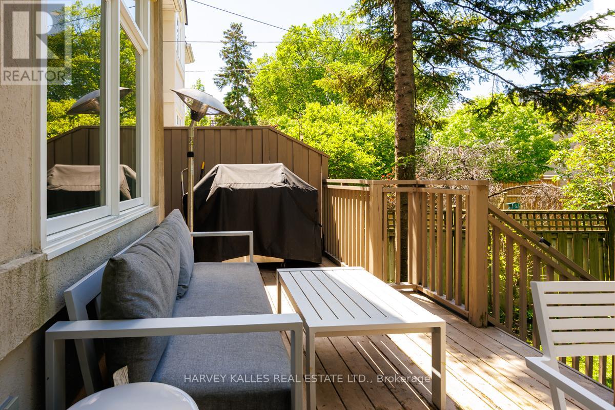 526 MELROSE AVENUE - 33