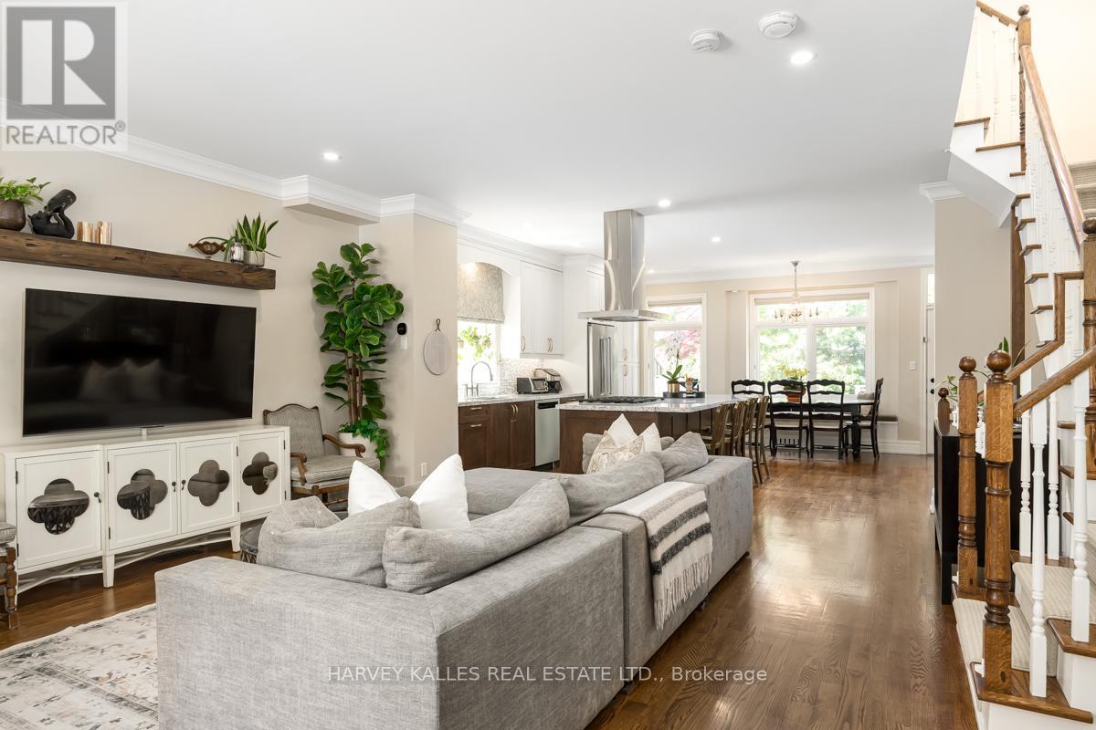 526 MELROSE AVENUE - 6