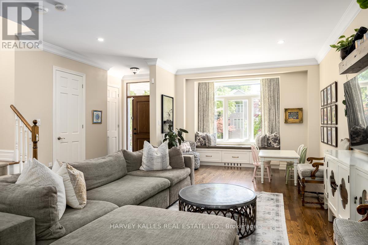 526 MELROSE AVENUE - 7