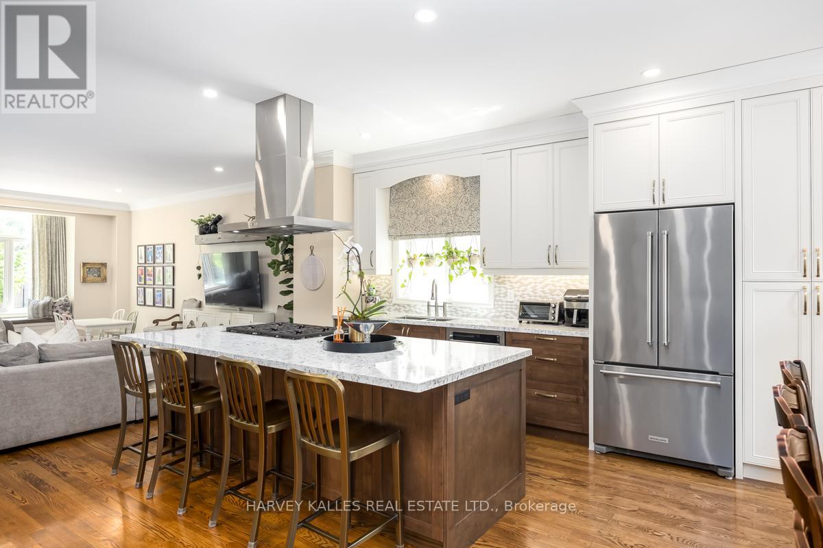 526 MELROSE AVENUE - 8