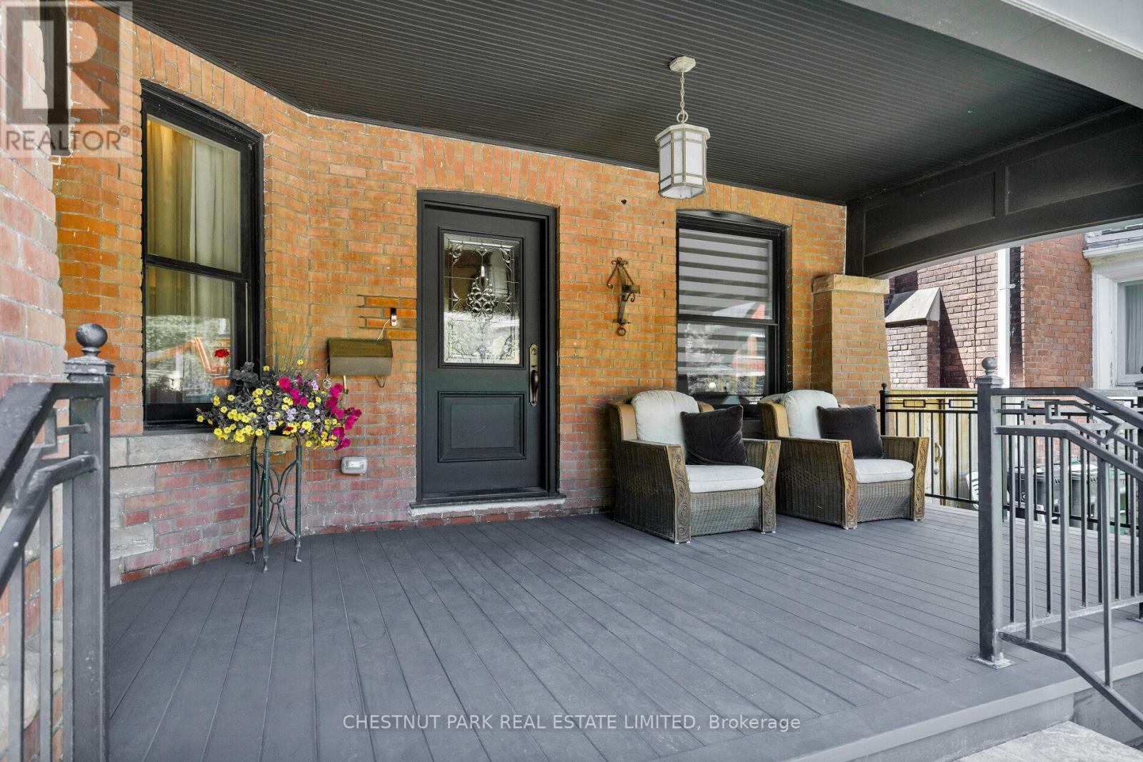 386 PALMERSTON BOULEVARD - 4
