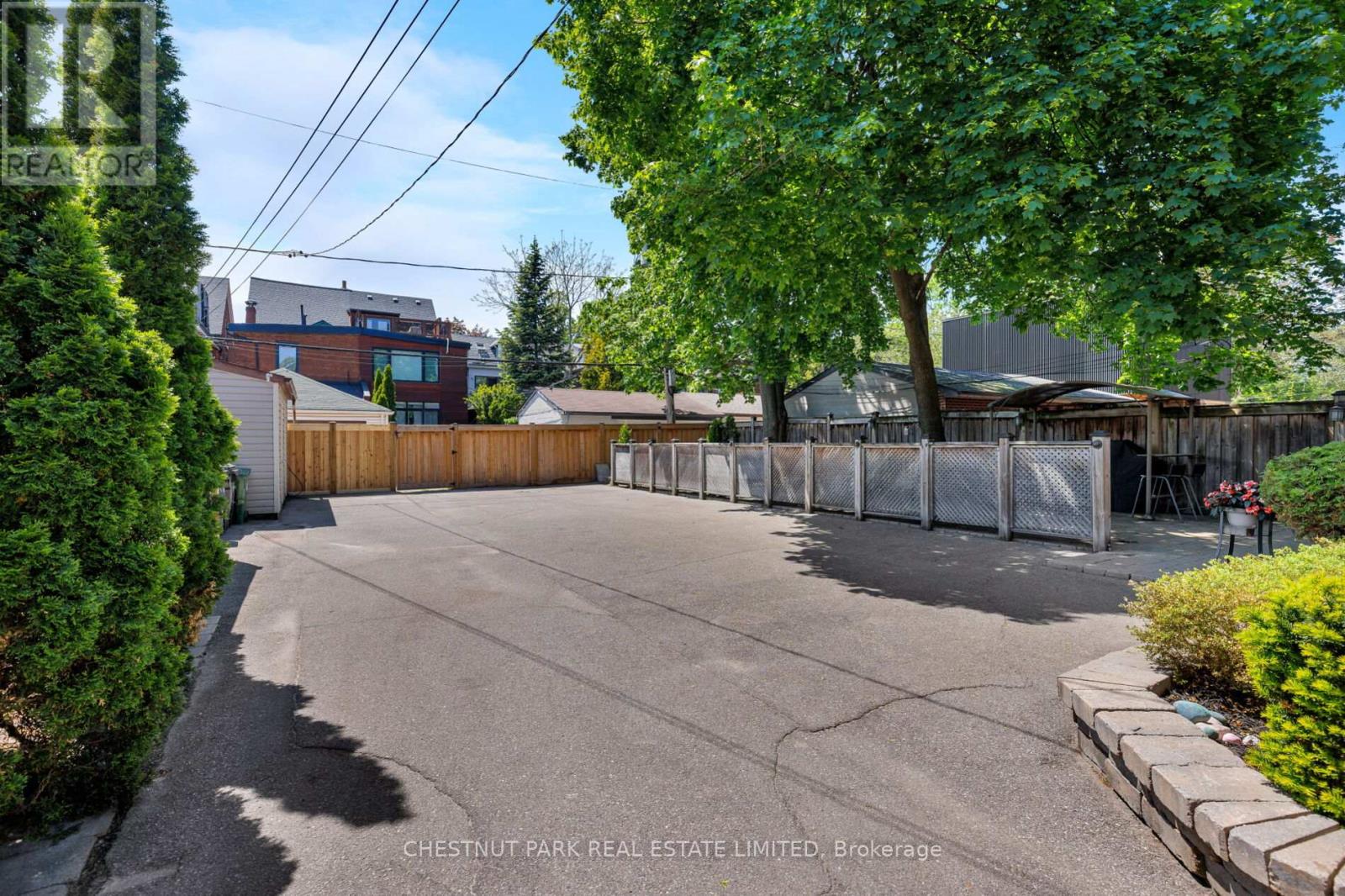 386 PALMERSTON BOULEVARD - 6