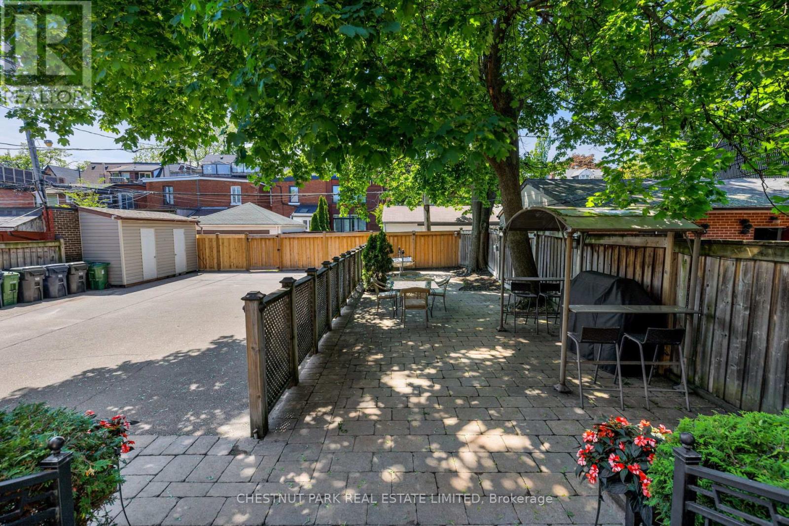 386 PALMERSTON BOULEVARD - 9