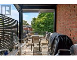 Bedroom 2 - 386 Palmerston Boulevard, Toronto, ON M6G2N6 Photo 13