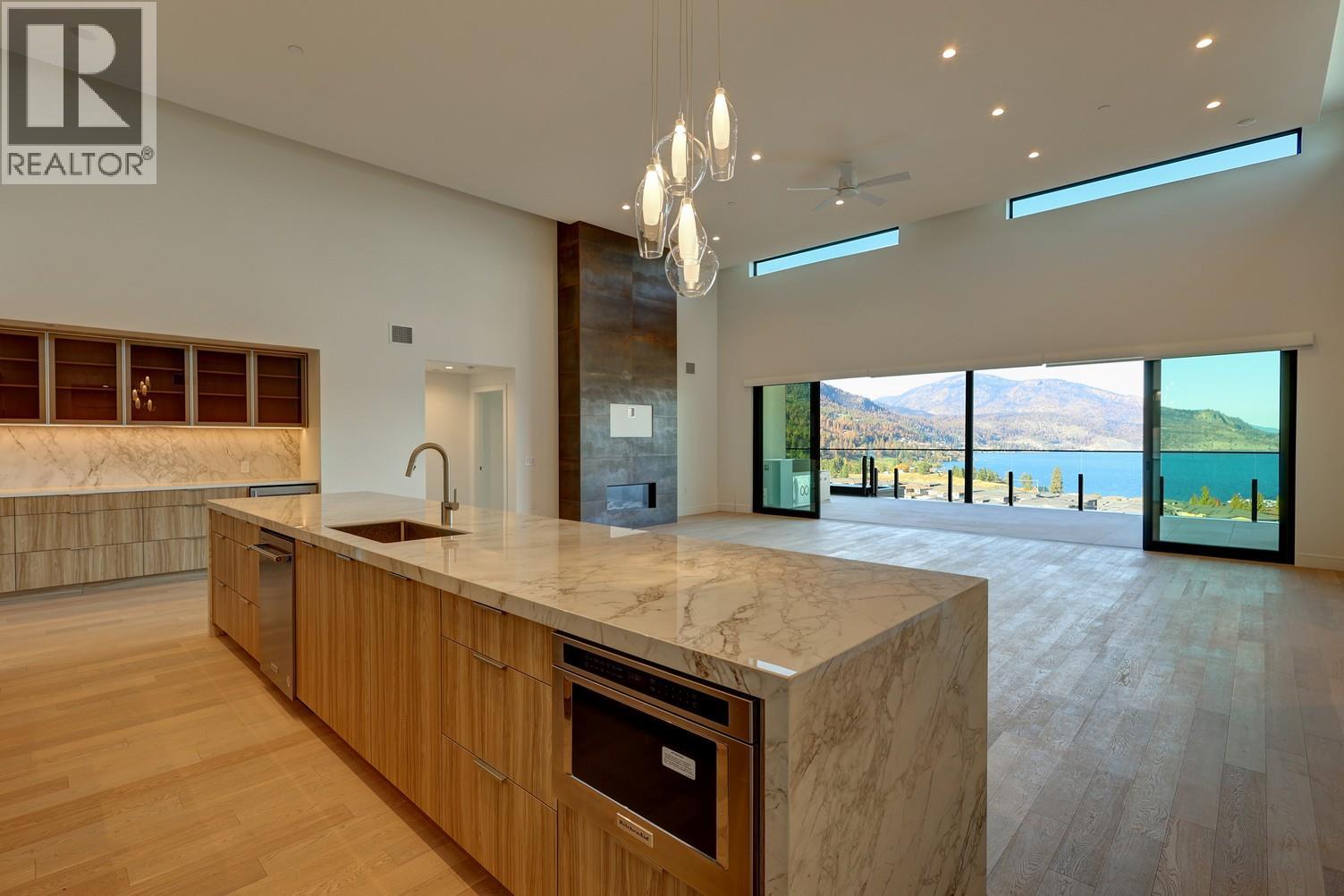 3000 Ariva Drive Unit# 3503, West Kelowna