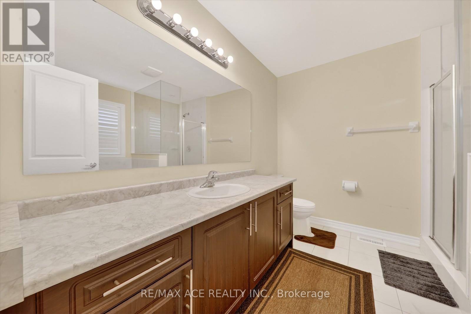 4 SANFORD CIRCLE - 23