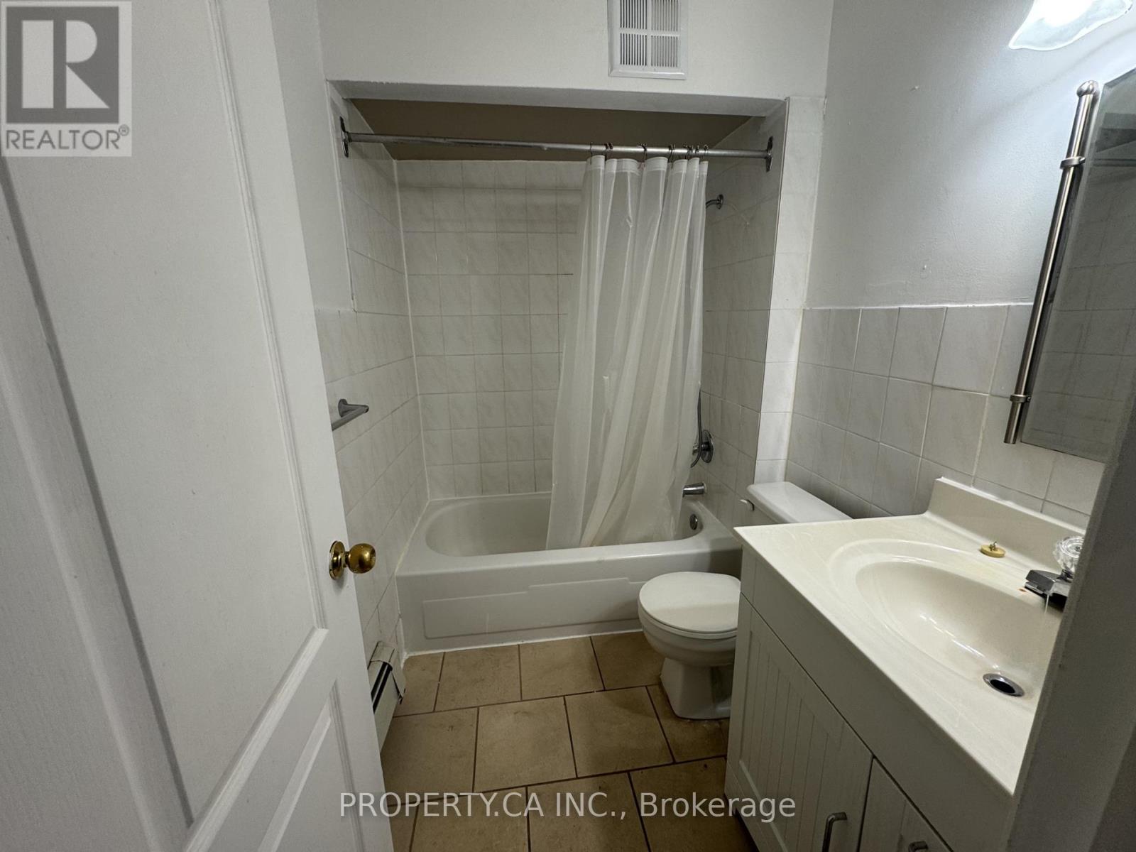 22 BRAD STREET - 20