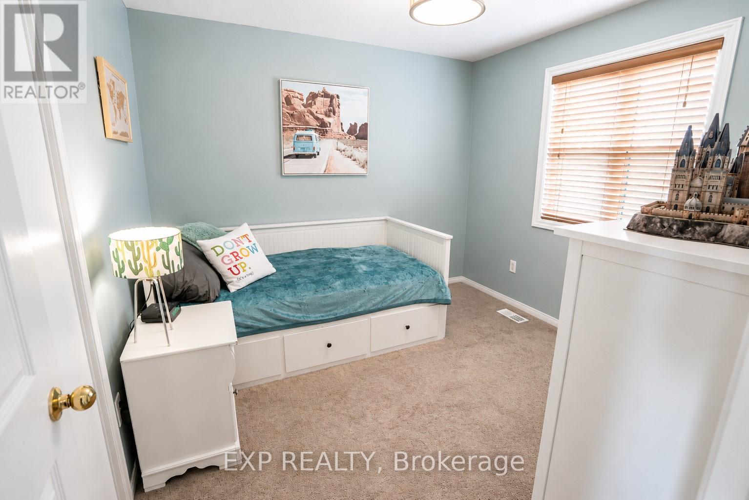 3-bedroom home for sale at 24 LOVELL CRESCENT, Brantford ON · photo 21 of 35