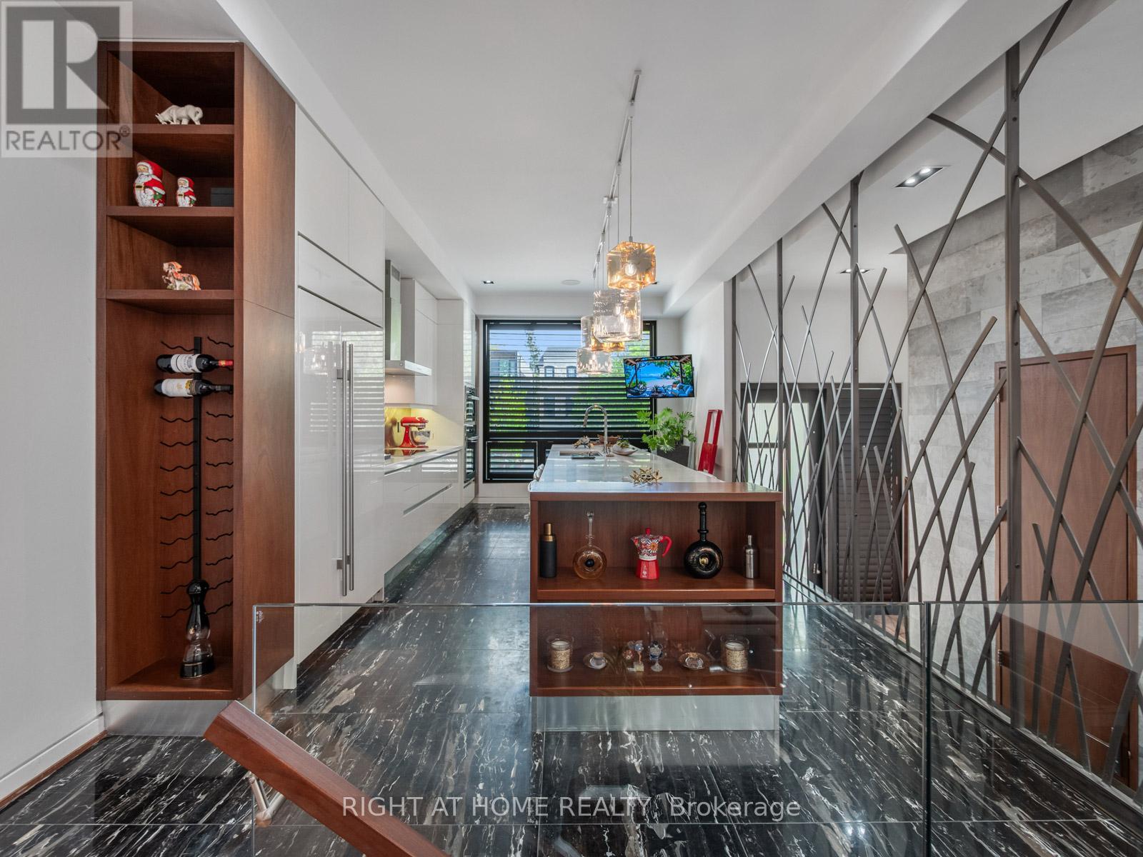 336 MELROSE AVENUE - 14