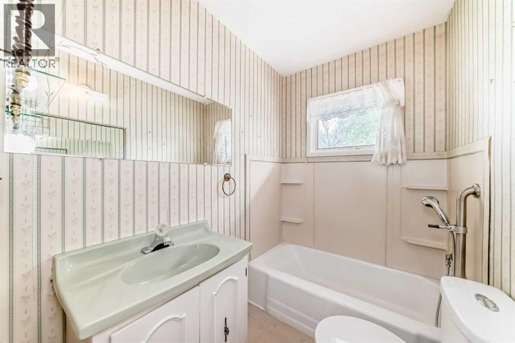 6040 Thornburn Drive NW — photo 20
