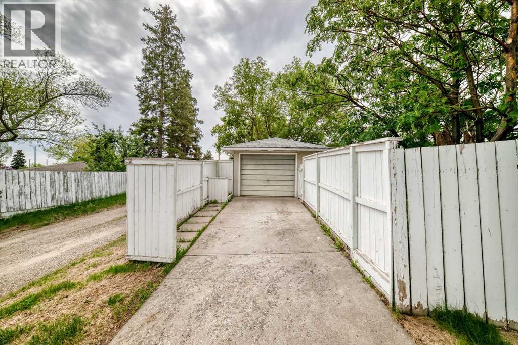 6040 Thornburn Drive NW — photo 43