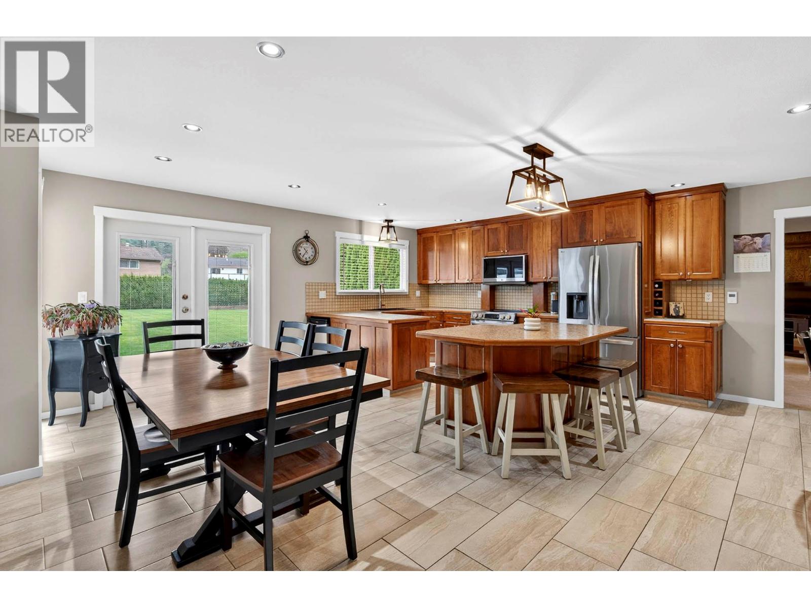 6451 Beaver Crescent - 20