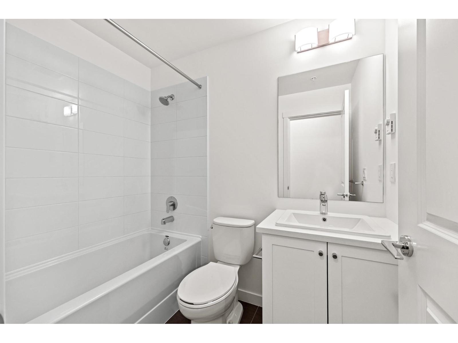 Listing 29837408