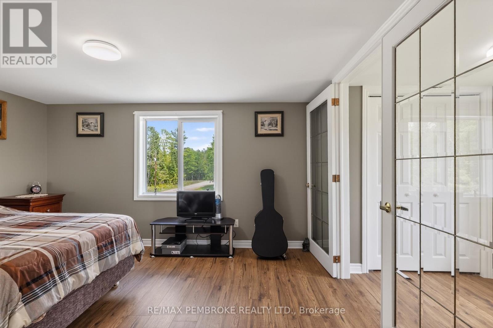 387 SELL ROAD - 35