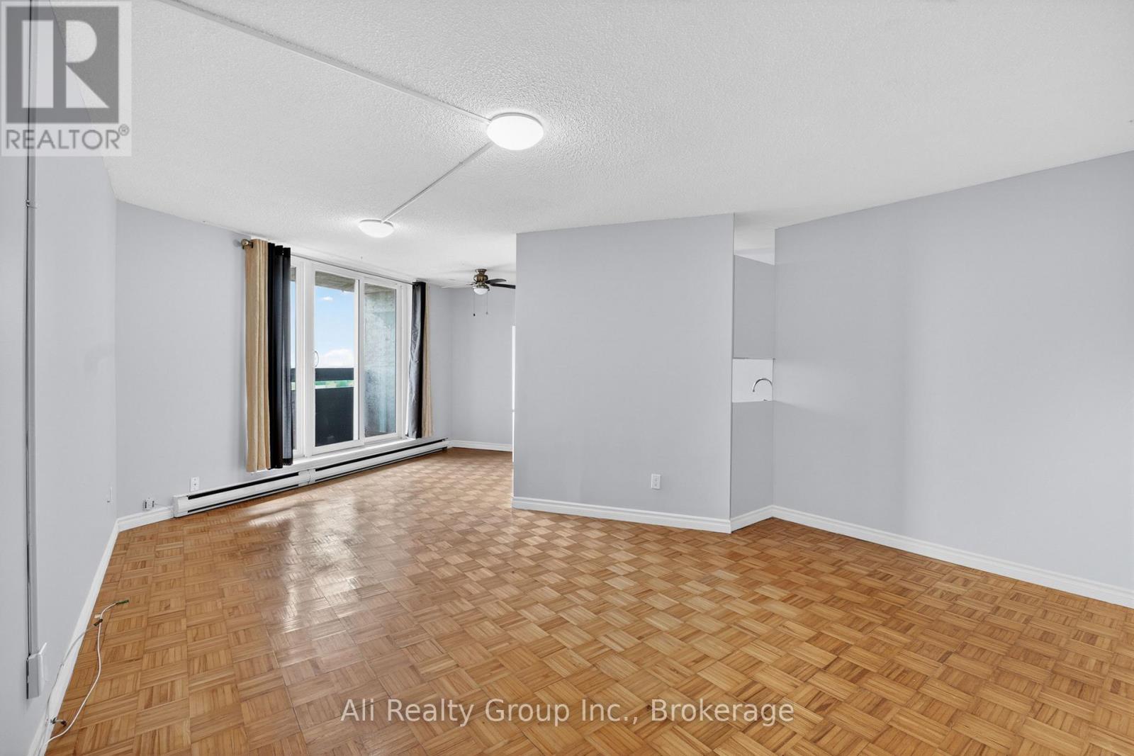 2 Bed, 1 Bath House for Rent in Ottawa – 1218 – 2020 JASMINE CRESCENT, Ottawa – MLS# X13225588 - Image 11