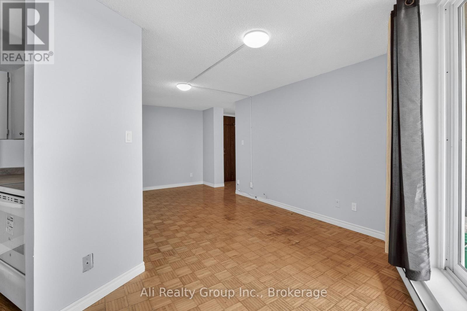 2 Bed, 1 Bath House for Rent in Ottawa – 1218 – 2020 JASMINE CRESCENT, Ottawa – MLS# X13225588 - Image 14