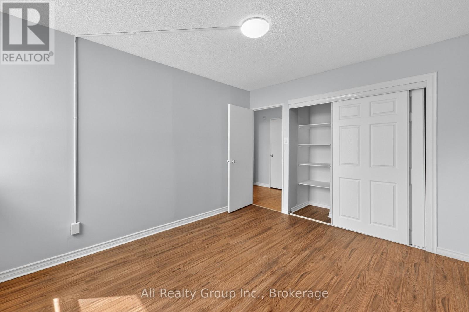 2 Bed, 1 Bath House for Rent in Ottawa – 1218 – 2020 JASMINE CRESCENT, Ottawa – MLS# X13225588 - Image 25