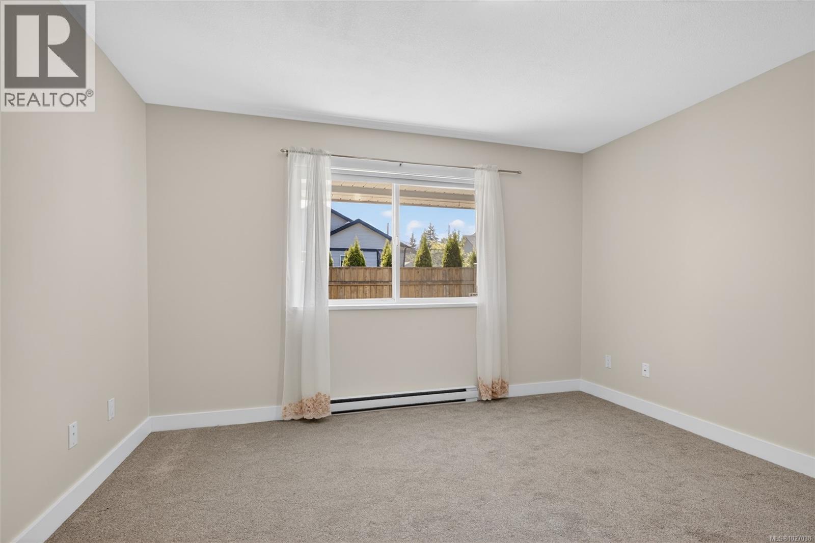 #6 3400 Coniston Cres - 14