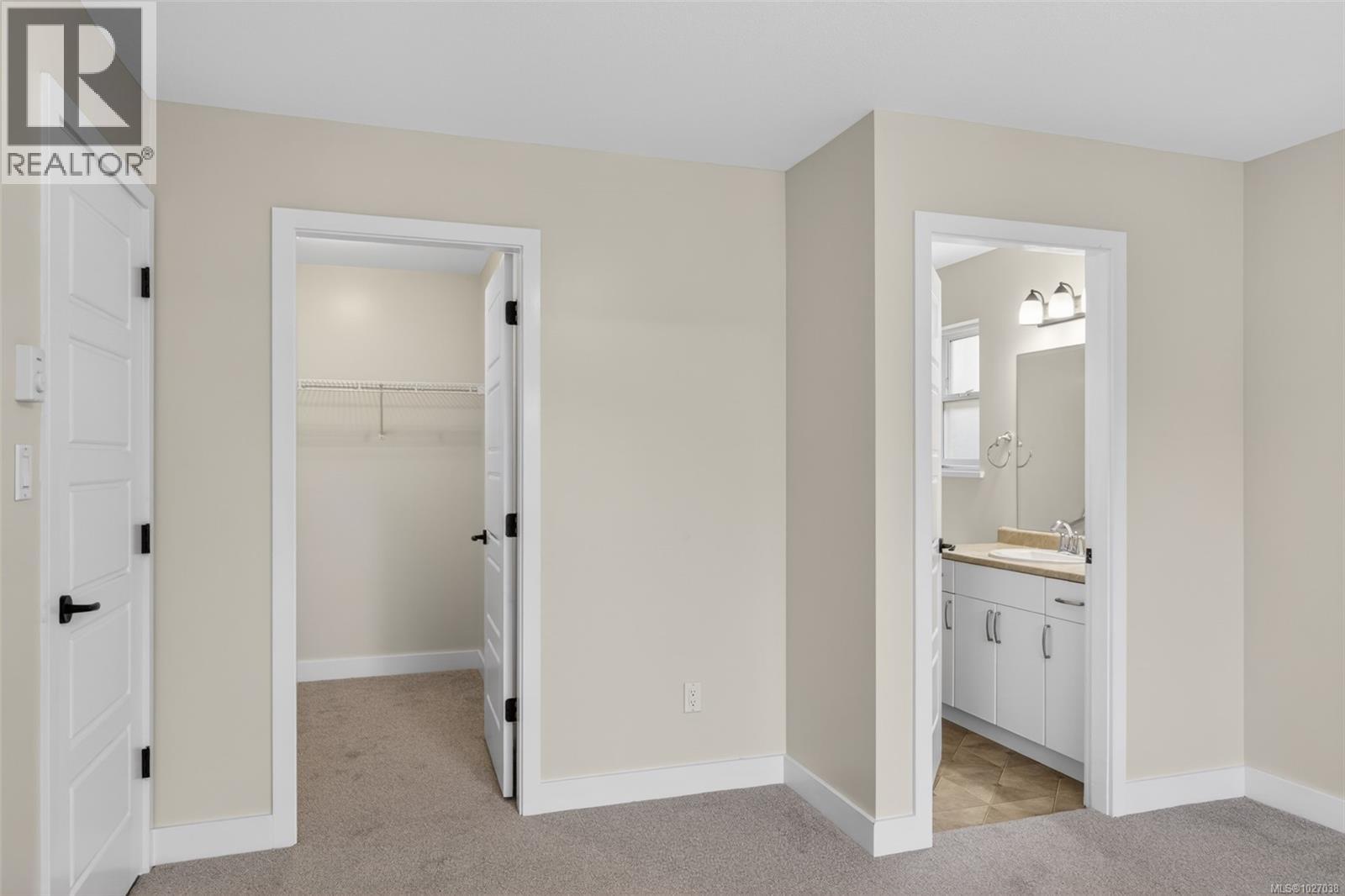 #6 3400 Coniston Cres - 15